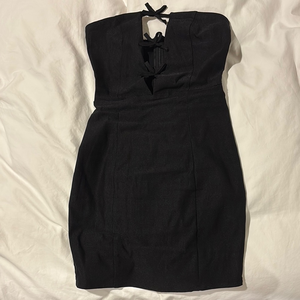 Motel Rocks Black Strapless Sheath Dress